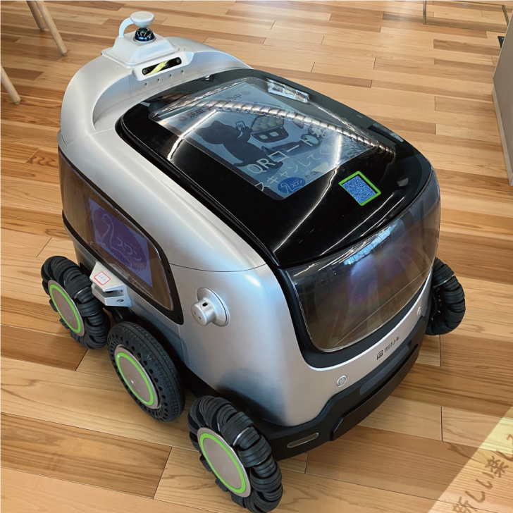 ヤマト本社ビルをロボットが走る！？Yours社の自律走行ロボットで初めて「お買い物」ができる実証実験を行いました。
