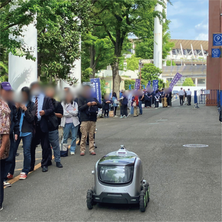 初めての屋外走行！Yours社の自律走行ロボットを用いた屋外走行および移動販売の実証実験を行いました。